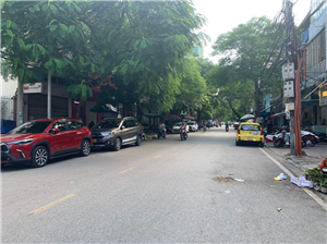 Bán nhà mặt đường Trần Quang Khải còn mới đẹp, đang cho thuê, giá thấp hơn thị trường !  Lh 0833 040 876